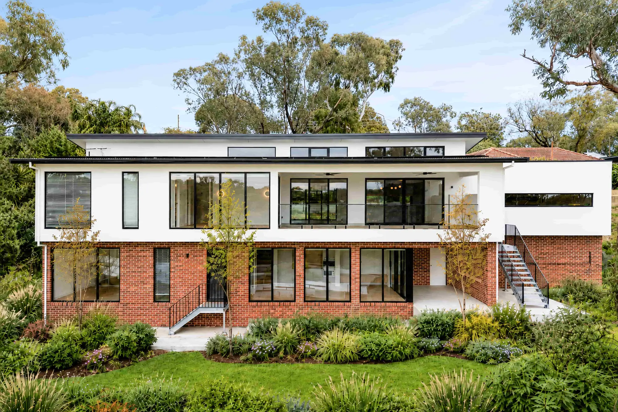 A beautiful custom built home by Iry Borrelli Construction