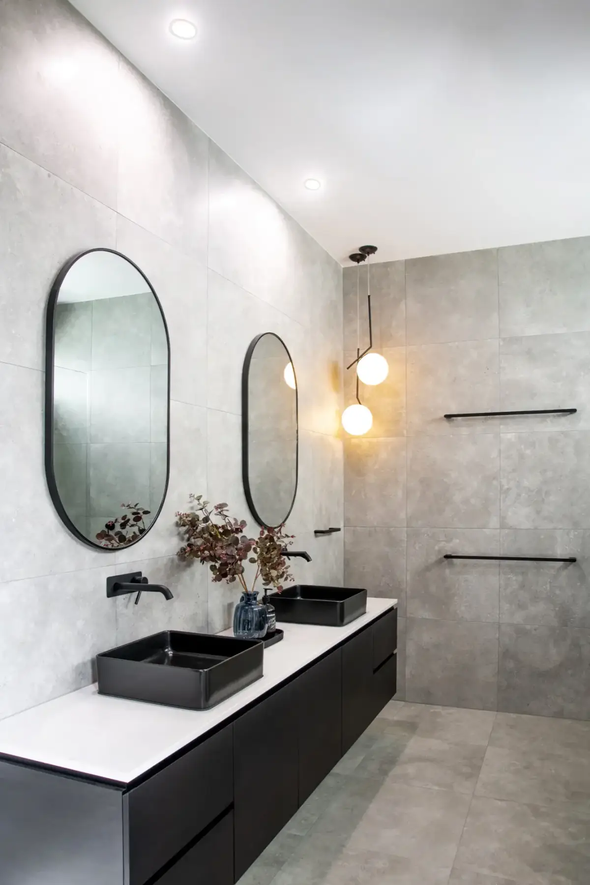 Bathroom detail